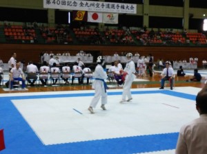 少年女子組手 1回戦